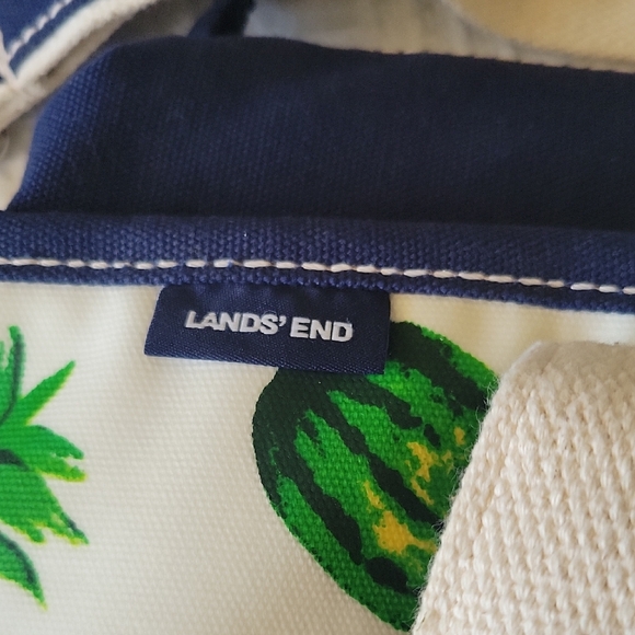 Lands End Fruit Patterned Canvas/Wax Tote Bag Cooler - Picture 11 of 13